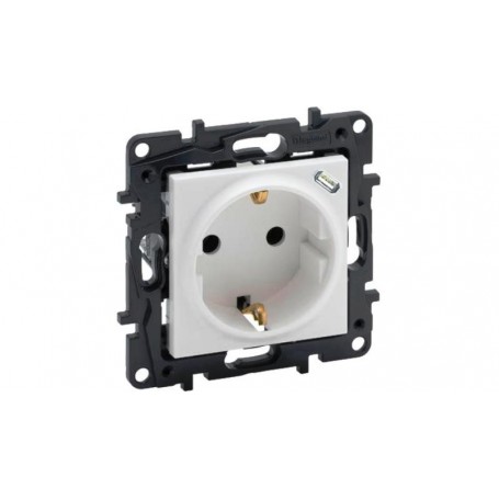 Enchufe Schuko 2P+T con cargador USB tipo C Legrand 864127 serie Niloe Step Blanco Mate 