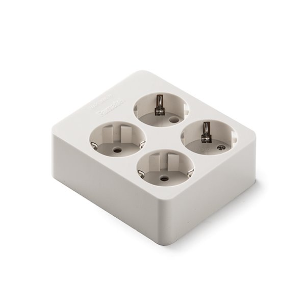 Base múltiple 4 tomas TT 16A cuadrada FAMATEL 2504 Blanco