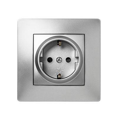 Base de empotrar TT 16A 250V serie Habitat 15 FAMATEL 9223 aluminio